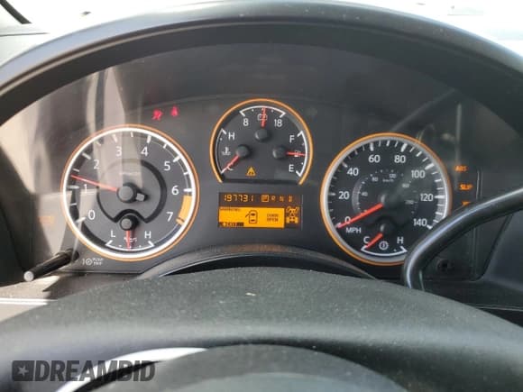 ✅ 2011 Nissan Titan SV • VIN: 1N6BA0EJ5BN326273 • Lot: 55635945. Wystawiony na Copart z przebiegiem 197 731 mil. Bezpłatny archiwum sprzedaży aukcyjnych z USA i szczegółowy raport historii pojazdu na DreamBid. Zdjęcie 9.