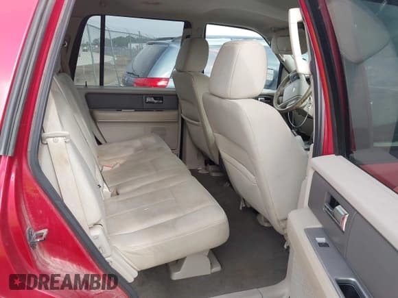 ✅ 2007 Ford Expedition XLT • VIN: 1FMFU15527LA97229 • Lot: 42654983. Listed on IAAI with 227,116 mi. Free auction sales archive from the USA and detailed vehicle history report at DreamBid. Image 8.