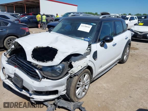 ✅ 2018 MINI Countryman Cooper • VIN: WMZYV5C37J3E03421 • Lot: 42238016. Wystawiony na IAAI z przebiegiem 93 810 mil. Bezpłatny archiwum sprzedaży aukcyjnych z USA i szczegółowy raport historii pojazdu na DreamBid. Zdjęcie 2.