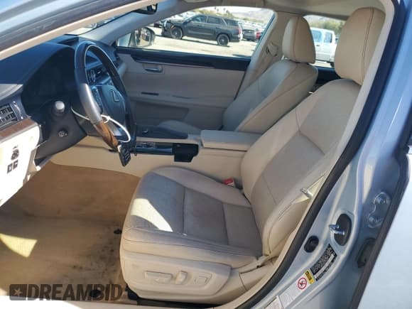 ✅ 2014 Lexus ES 330 • VIN: JTHBK1GG6E2136400 • Lot: 91434755. Listed on Copart with 80,341 mi. Free auction sales archive from the USA and detailed vehicle history report at DreamBid. Image 7.