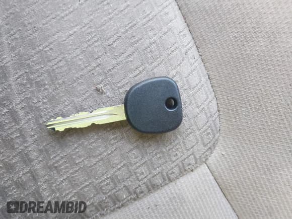 ✅ 2008 Chevrolet Equinox LT • VIN: 2CNDL33F286314676 • Лот: 41308779. Опубликован ранее на IAAI с пробегом 234 345 миль. Бесплатный доступ к архиву аукционных продаж из США и подробный отчёт об истории автомобиля на DreamBid. Изображение 11.