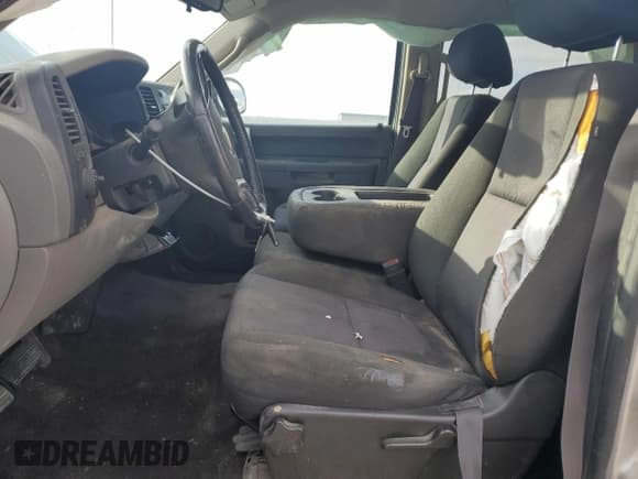 ✅ 2013 Chevrolet Silverado 1500 LS • VIN: 3GCPCREAXDG148458 • Lot: 81465115. Listed on Copart with 136,547 mi. Free auction sales archive from the USA and detailed vehicle history report at DreamBid. Image 7.