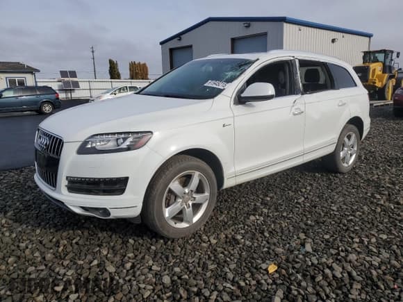 ✅ 2015 Audi Q7 Premium • VIN: WA1CGAFE4FD020846 • Lot: 91945215. Wystawiony na Copart z przebiegiem 97 320 mil. Bezpłatny archiwum sprzedaży aukcyjnych z USA i szczegółowy raport historii pojazdu na DreamBid. Zdjęcie 1.