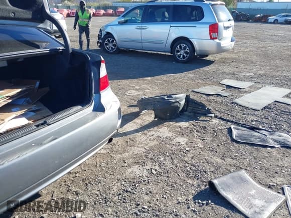 ✅ 2008 Subaru Legacy Special • VIN: 4S3BL616587208626 • Lot: 43628118. Wystawiony na IAAI z przebiegiem 248 216 mil. Bezpłatny archiwum sprzedaży aukcyjnych z USA i szczegółowy raport historii pojazdu na DreamBid. Zdjęcie 12.