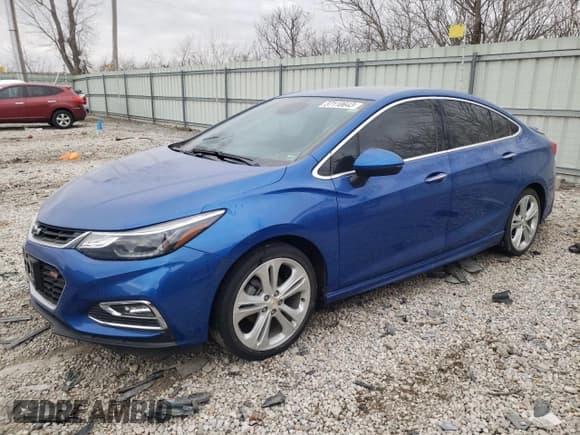 ✅ 2017 Chevrolet Cruze Premier • VIN: 1G1BF5SM1H7104030 • Лот: 37110643. Опубликован ранее на Copart с пробегом 37 955 миль. Бесплатный доступ к архиву аукционных продаж из США и подробный отчёт об истории автомобиля на DreamBid. Изображение 1.
