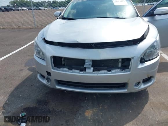 ✅ 2013 Nissan Maxima SV • VIN: 1N4AA5AP7DC841480 • Lot: 42711517. Listed on IAAI with 228,422 mi. Free auction sales archive from the USA and detailed vehicle history report at DreamBid. Image 6.