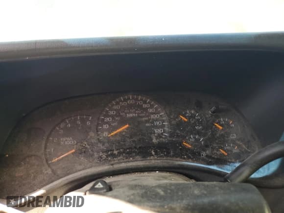 ✅ 2003 Chevrolet Silverado 2500HD LS • VIN: 1GCHC29U93E257676 • Lot: 52168575. Listed on Copart with Not provided. Free auction sales archive from the USA and detailed vehicle history report at DreamBid. Image 9.