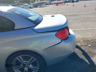 ✅ 2016 BMW 4 Series 435i xDrive • VIN: WBA3T7C58G5A38626 • Lot: 43490035. Wystawiony na IAAI z przebiegiem 70 678 mil. Bezpłatny archiwum sprzedaży aukcyjnych z USA i szczegółowy raport historii pojazdu na DreamBid. Zdjęcie 6.