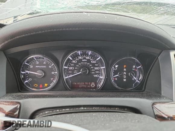 ✅ 2011 Lincoln MKS • VIN: 1LNHL9DR8BG607132 • Лот: 85933415. Опубликован ранее на Copart с пробегом 137 712 миль. Бесплатный доступ к архиву аукционных продаж из США и подробный отчёт об истории автомобиля на DreamBid. Изображение 9.