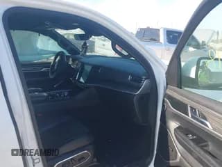 ✅ 2022 Jeep Wagoneer Series III • VIN: 1C4SJVDTXNS182938 • Lot: 43359478. Wystawiony na IAAI z przebiegiem 80 731 mil. Bezpłatny archiwum sprzedaży aukcyjnych z USA i szczegółowy raport historii pojazdu na DreamBid. Zdjęcie 5.