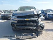 ✅ 2022 Chevrolet Colorado 2WD LT • VIN: 1GCGSCEN4N1288704 • Lot: 42769947. Wystawiony na IAAI z przebiegiem 21 023 mil. Bezpłatny archiwum sprzedaży aukcyjnych z USA i szczegółowy raport historii pojazdu na DreamBid. Zdjęcie 13.