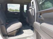 ✅ 2025 Chevrolet Silverado 1500 • VIN: 3GCUKDE82SG115781 • Лот: 42093356. Опубликован ранее на IAAI с пробегом 4 455 миль. Бесплатный доступ к архиву аукционных продаж из США и подробный отчёт об истории автомобиля на DreamBid. Изображение 8.