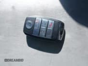 ✅ 2019 Kia Sedona LX • VIN: KNDMB5C13K6547535 • Лот: 41430560. Опубликован ранее на IAAI с пробегом 59 937 миль. Бесплатный доступ к архиву аукционных продаж из США и подробный отчёт об истории автомобиля на DreamBid. Изображение 11.