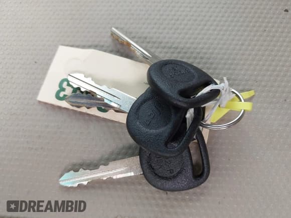 ✅ 2001 Chevrolet Suburban LS • VIN: 3GNFK16T81G225752 • Лот: 43053280. Опубликован ранее на IAAI с пробегом 140 604 миль. Бесплатный доступ к архиву аукционных продаж из США и подробный отчёт об истории автомобиля на DreamBid. Изображение 11.