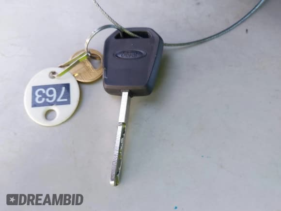 ✅ 2017 Ford F-250 XL • VIN: 1FTBF2A61HEF21376 • Lot: 41681494. Listed on IAAI with 26,755 mi. Free auction sales archive from the USA and detailed vehicle history report at DreamBid. Image 11.