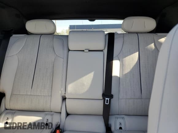 ✅ 2025 Cadillac LYRIQ • VIN: 1GYKPYRL8SZ317680 • Lot: 89501425. Wystawiony na Copart z przebiegiem 2 066 mil. Bezpłatny archiwum sprzedaży aukcyjnych z USA i szczegółowy raport historii pojazdu na DreamBid. Zdjęcie 10.