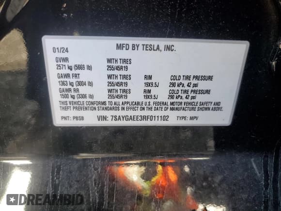 ✅ 2024 Tesla Model Y Long Range • VIN: 7SAYGAEE3RF011102 • Лот: 82683615. Опубликован ранее на Copart с пробегом 32 478 миль. Бесплатный доступ к архиву аукционных продаж из США и подробный отчёт об истории автомобиля на DreamBid. Изображение 13.