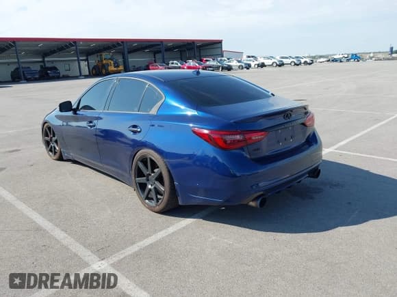 ✅ 2018 Infiniti Q50 Red Sport 400 • VIN: JN1FV7ARXJM481227 • Lot: 43266292. Listed on IAAI with 67,661 mi. Free auction sales archive from the USA and detailed vehicle history report at DreamBid. Image 3.