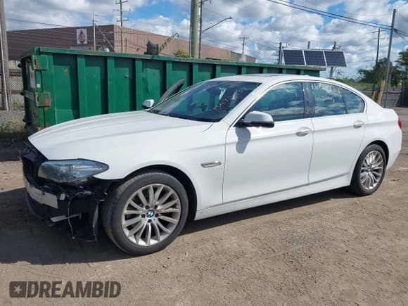 ✅ 2014 BMW 5 Series 528i xDrive • VIN: WBA5A7C57ED614026 • Лот: 43072437. Опубликован ранее на IAAI с пробегом 125 948 миль. Бесплатный доступ к архиву аукционных продаж из США и подробный отчёт об истории автомобиля на DreamBid. Изображение 18.
