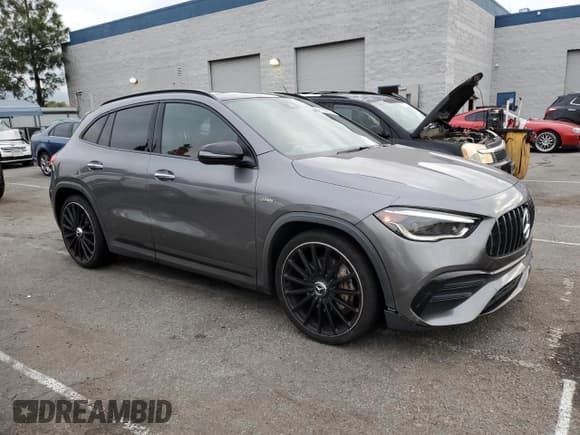 ✅ 2021 Mercedes-Benz GLA 35 AMG • VIN: W1N4N5BB6MJ232772 • Лот: 81929024. Опубликован ранее на Copart с пробегом 49 351 миль. Бесплатный доступ к архиву аукционных продаж из США и подробный отчёт об истории автомобиля на DreamBid. Изображение 4.