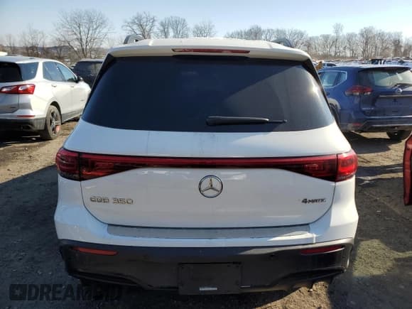 ✅ 2023 Mercedes-Benz EQB 350 • VIN: W1N9M1DB9PN015700 • Lot: 88410845. Wystawiony na Copart z przebiegiem Nie podano. Bezpłatny archiwum sprzedaży aukcyjnych z USA i szczegółowy raport historii pojazdu na DreamBid. Zdjęcie 6.