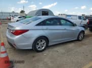 ✅ 2014 Hyundai Sonata GLS • VIN: 5NPEB4AC7EH899885 • Lot: 69399734. Listed on Copart with 105,590 mi. Free auction sales archive from the USA and detailed vehicle history report at DreamBid. Image 3.