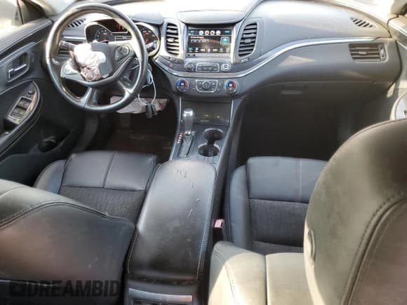 ✅ 2017 Chevrolet Impala LT • VIN: 2G1105S34H9108284 • Лот: 71917774. Опубликован ранее на Copart с пробегом 110 535 миль. Бесплатный доступ к архиву аукционных продаж из США и подробный отчёт об истории автомобиля на DreamBid. Изображение 8.