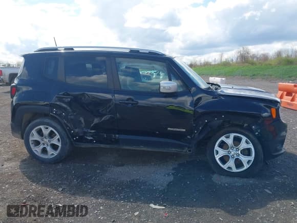 ✅ 2018 Jeep Renegade Limited • VIN: ZACCJBDB8JPG88164 • Лот: 42181037. Опубликован ранее на IAAI с пробегом 111 801 миль. Бесплатный доступ к архиву аукционных продаж из США и подробный отчёт об истории автомобиля на DreamBid. Изображение 14.