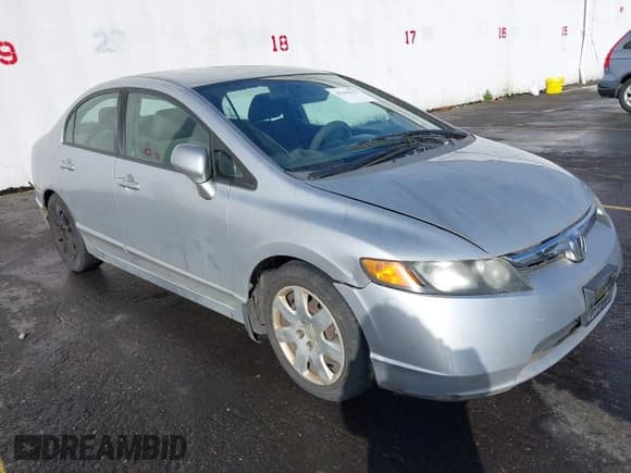 ✅ 2007 Honda Civic LX • VIN: 1HGFA15557L143814 • Лот: 43366122. Опубликован ранее на IAAI с пробегом 221 700 миль. Бесплатный доступ к архиву аукционных продаж из США и подробный отчёт об истории автомобиля на DreamBid. Изображение 1.