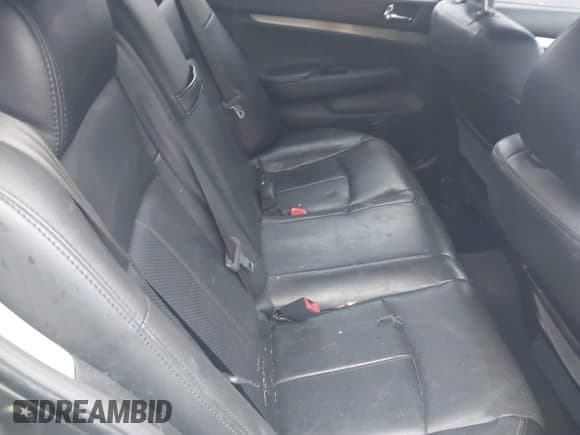 ✅ 2015 Infiniti Q40 • VIN: JN1CV6AR9FM650643 • Lot: 43771445. Wystawiony na IAAI z przebiegiem 134 792 mil. Bezpłatny archiwum sprzedaży aukcyjnych z USA i szczegółowy raport historii pojazdu na DreamBid. Zdjęcie 8.