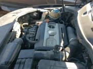 ✅ 2008 Volkswagen Passat Turbo • VIN: WVWJK73C58E204126 • Лот: 43801876. Опубликован ранее на IAAI с пробегом 261 009 миль. Бесплатный доступ к архиву аукционных продаж из США и подробный отчёт об истории автомобиля на DreamBid. Изображение 13.