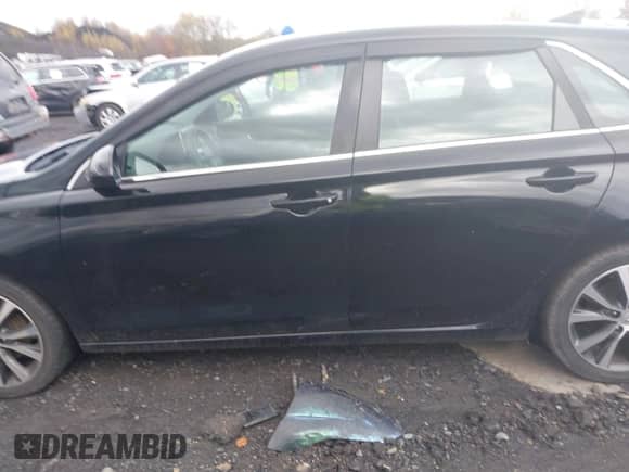 2018 Hyundai Elantra z VIN KMHH35LE9JU028402, wystawiony jako IAAI lot #43581185 z przebiegiem 134 674 mil mil oraz . Historia ofert i sprzedaży dostępna na DreamBid. Obrazek 14.