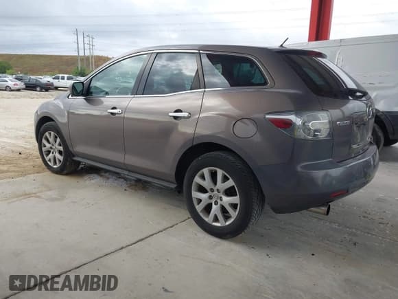 ✅ 2007 Mazda CX-7 Grand Touring • VIN: JM3ER293670140785 • Lot: 43839802. Wystawiony na IAAI z przebiegiem 89 249 mil. Bezpłatny archiwum sprzedaży aukcyjnych z USA i szczegółowy raport historii pojazdu na DreamBid. Zdjęcie 3.