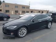 ✅ 2017 Tesla Model S 60 • VIN: 5YJSA1E17HF192897 • Лот: 43267773. Опубликован ранее на IAAI с пробегом 126 266 миль. Бесплатный доступ к архиву аукционных продаж из США и подробный отчёт об истории автомобиля на DreamBid. Изображение 6.
