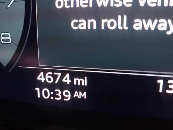 ✅ 2024 Audi Q3 Premium • VIN: WA1AUCF3XR1076791 • Лот: 42280348. Опубликован ранее на IAAI с пробегом 4 674 миль. Бесплатный доступ к архиву аукционных продаж из США и подробный отчёт об истории автомобиля на DreamBid. Изображение 14.