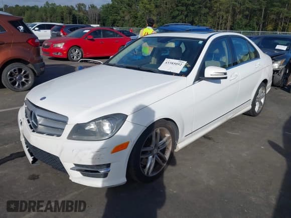 ✅ 2013 Mercedes-Benz C 300 Sport • VIN: WDDGF8AB2DR243862 • Lot: 43385092. Listed on IAAI with 181,909 mi. Free auction sales archive from the USA and detailed vehicle history report at DreamBid. Image 2.