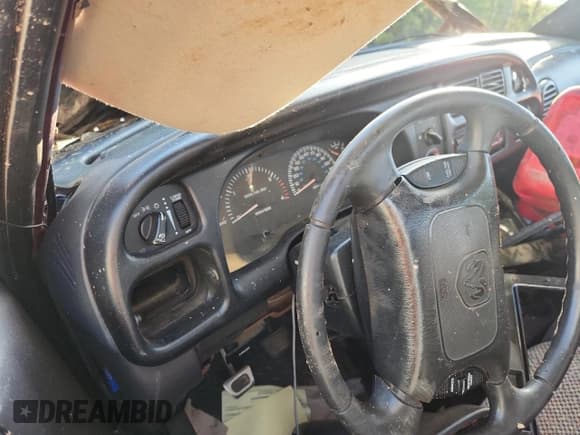 ✅ 2001 Dodge 2500 • VIN: 3B7KF23621G704930 • Lot: 92283765. Listed on Copart with Not provided. Free auction sales archive from the USA and detailed vehicle history report at DreamBid. Image 9.