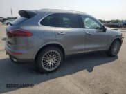 ✅ 2017 Porsche Cayenne S • VIN: WP1AB2A28HLA53273 • Lot: 67257765. Wystawiony na Copart z przebiegiem Nie podano. Bezpłatny archiwum sprzedaży aukcyjnych z USA i szczegółowy raport historii pojazdu na DreamBid. Zdjęcie 3.