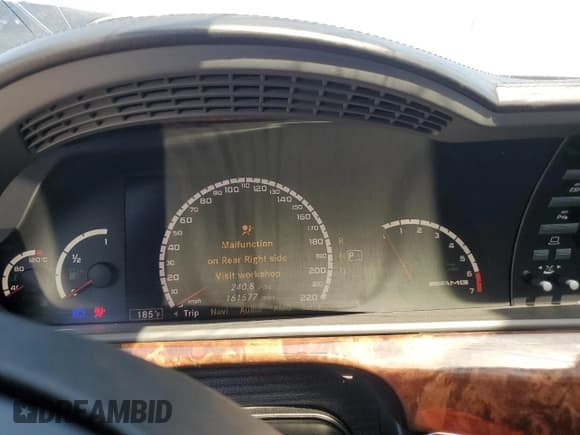 ✅ 2007 Mercedes-Benz S • VIN: WDDNG79X37A123604 • Lot: 58318155. Wystawiony na Copart z przebiegiem 161 577 mil. Bezpłatny archiwum sprzedaży aukcyjnych z USA i szczegółowy raport historii pojazdu na DreamBid. Zdjęcie 9.