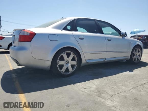 ✅ 2005 Audi S4 • VIN: WAUPL68E85A108647 • Лот: 61308545. Опубликован ранее на Copart с пробегом 106 445 миль. Бесплатный доступ к архиву аукционных продаж из США и подробный отчёт об истории автомобиля на DreamBid. Изображение 3.