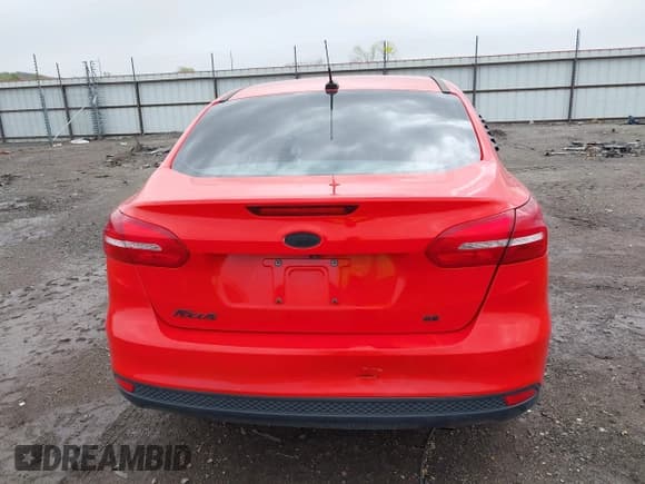 ✅ 2017 Ford Focus SE • VIN: 1FADP3F23HL342890 • Lot: 41930735. Listed on IAAI with 122,174 mi. Free auction sales archive from the USA and detailed vehicle history report at DreamBid. Image 17.