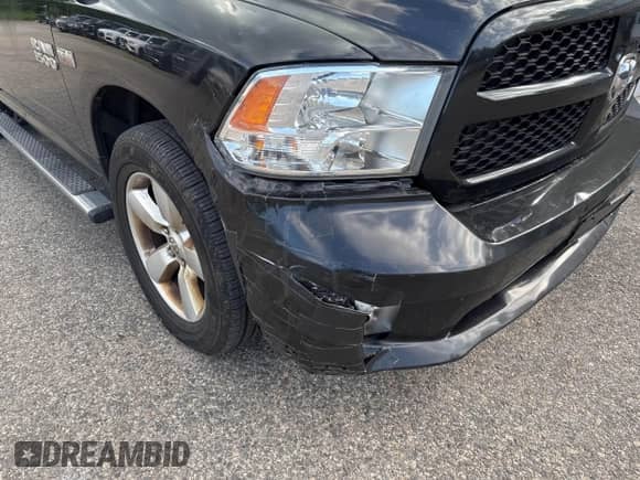 2015 Ram 1500 Express с VIN 1C6RR7FT3FS716239, выставлен на аукционе IAAI как лот 42574477 с пробегом 233 755 миль миль и . История ставок и продаж доступна на DreamBid. Изображение 6.
