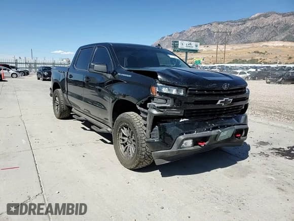 ✅ 2020 Chevrolet Silverado 1500 RST • VIN: 3GCUYEEDXLG202718 • Lot: 67413464. Listed on Copart with 50,484 mi. Free auction sales archive from the USA and detailed vehicle history report at DreamBid. Image 10.