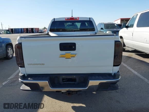 ✅ 2018 Chevrolet Colorado 2WD Work Truck • VIN: 1GCHSBEA3J1282026 • Lot: 43657931. Wystawiony na IAAI z przebiegiem 109 426 mil. Bezpłatny archiwum sprzedaży aukcyjnych z USA i szczegółowy raport historii pojazdu na DreamBid. Zdjęcie 16.