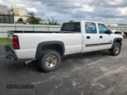 ✅ 2006 Chevrolet Silverado 2500HD Work Truck • VIN: 1GCHC23D06F231118 • Лот: 65697235. Опубликован ранее на Copart с пробегом 142 130 миль. Бесплатный доступ к архиву аукционных продаж из США и подробный отчёт об истории автомобиля на DreamBid. Изображение 3.