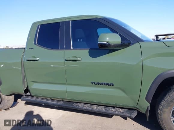 ✅ 2022 Toyota Tundra SR5 • VIN: 5TFLA5DA1NX046493 • Лот: 41504181. Опубликован ранее на IAAI с пробегом 27 965 миль. Бесплатный доступ к архиву аукционных продаж из США и подробный отчёт об истории автомобиля на DreamBid. Изображение 14.