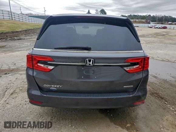 ✅ 2023 Honda Odyssey Touring • VIN: 5FNRL6H83PB005863 • Lot: 95747295. Wystawiony na Copart z przebiegiem 67 638 mil. Bezpłatny archiwum sprzedaży aukcyjnych z USA i szczegółowy raport historii pojazdu na DreamBid. Zdjęcie 6.