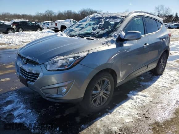 2015 Hyundai Tucson SE with VIN KM8JUCAG9FU103968, listed as a Copart auction lot 42708854 with 146,452 mi miles and . Bid and sale history available at DreamBid. Image 1.