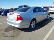 ✅ 2012 Ford Fusion SE • VIN: 3FAHP0HA9CR253758 • Lot: 43560812. Wystawiony na IAAI z przebiegiem 187 578 mil. Bezpłatny archiwum sprzedaży aukcyjnych z USA i szczegółowy raport historii pojazdu na DreamBid. Zdjęcie 4.