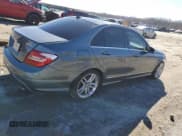✅ 2012 Mercedes-Benz C 300 Sport • VIN: WDDGF8BB1CA709311 • Лот: 84649524. Опубликован ранее на Copart с пробегом 154 747 миль. Бесплатный доступ к архиву аукционных продаж из США и подробный отчёт об истории автомобиля на DreamBid. Изображение 3.